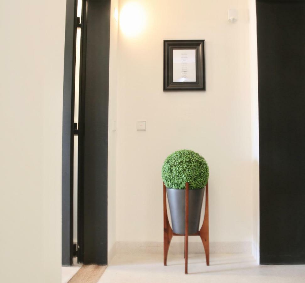 Luxury Apartment By Myplaceforyou, Very Quiet, Close To Time Out Market Lisboa Exterior foto